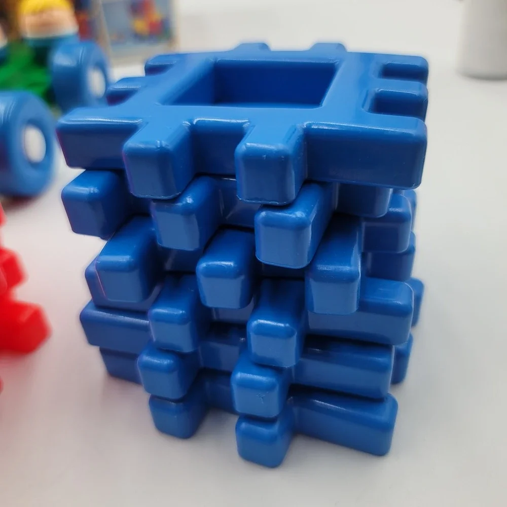 Vintage Little Tikes Wee Waffle Blocks Toddle Tots n Truck Set Building Toy Box